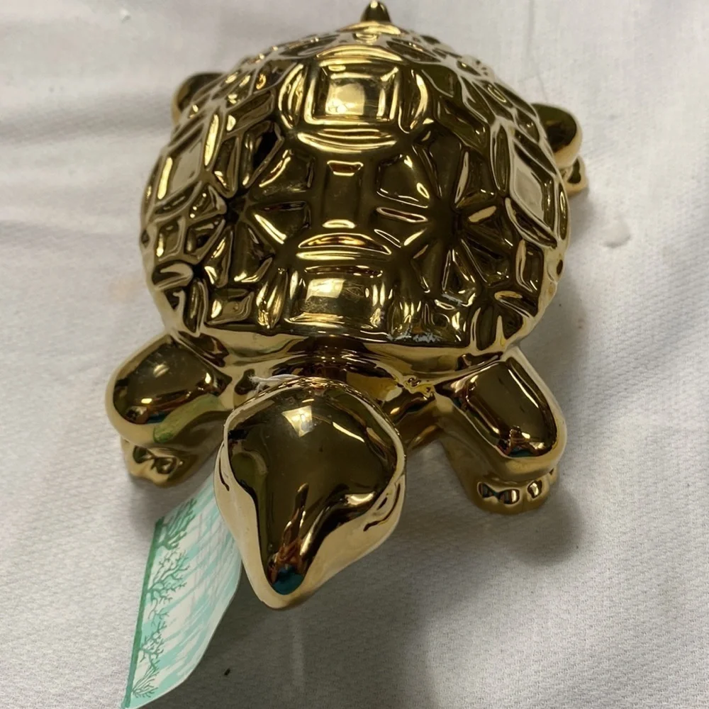 Sand & Sea Home Essentials Turtle. (BJ)